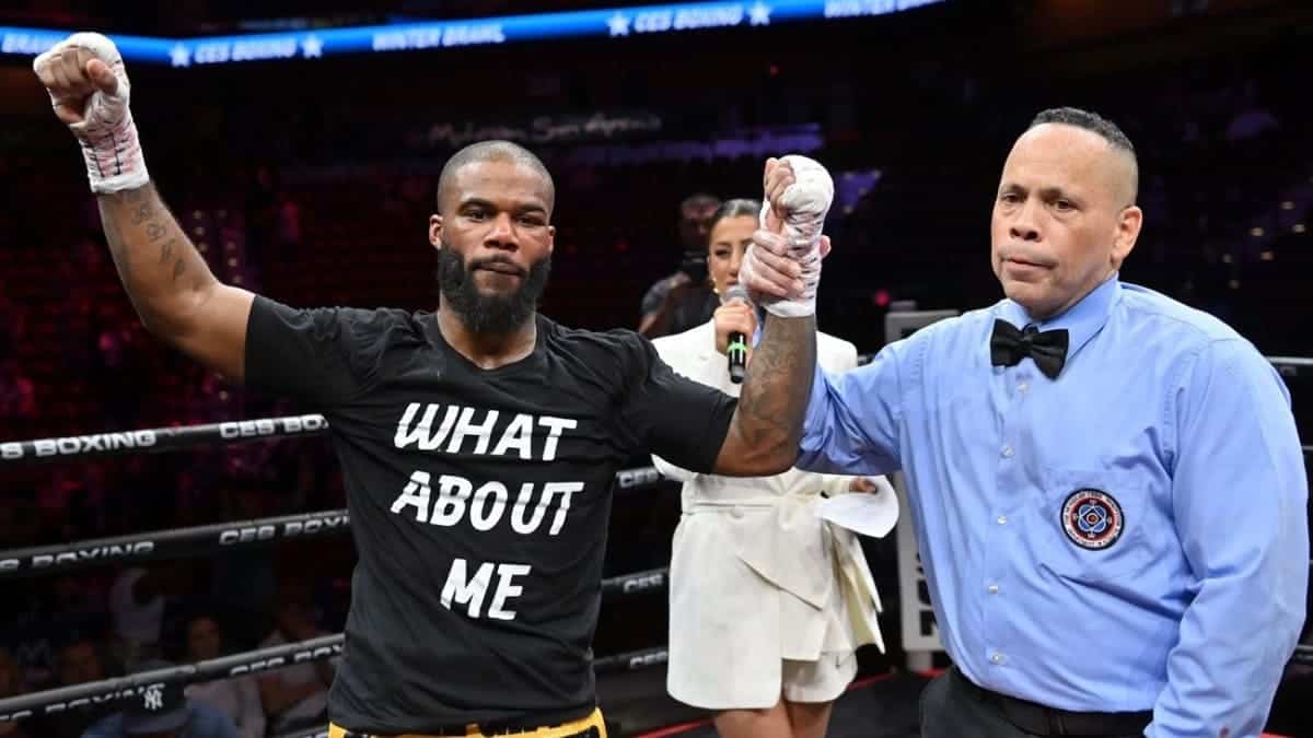 Chordale Booker beats Greg Vendetti