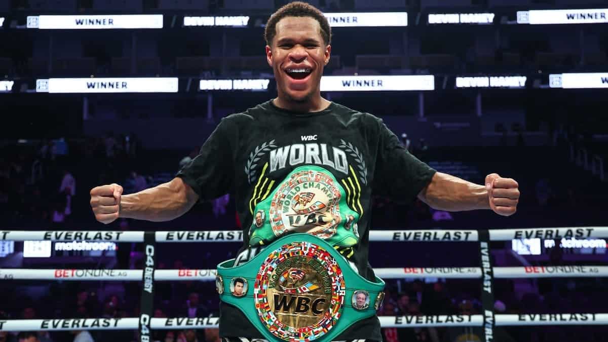 Devin Haney with WBC belt