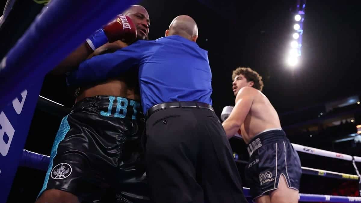 Heavyweight Richard Torrez moves to 9-0