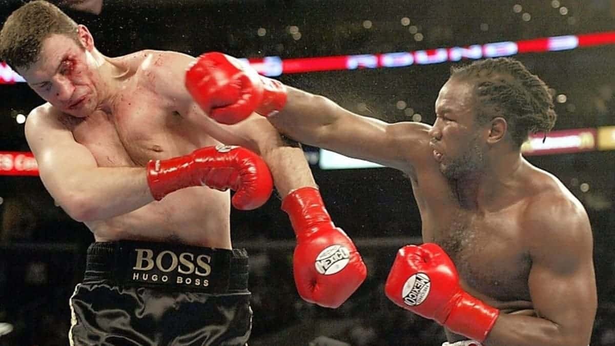 Lennox Lewis vs Vitali Klitschko